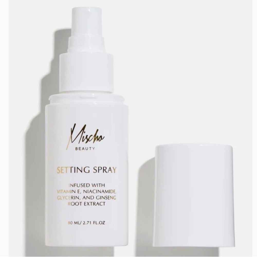 Mischo Beauty setting spray new in box